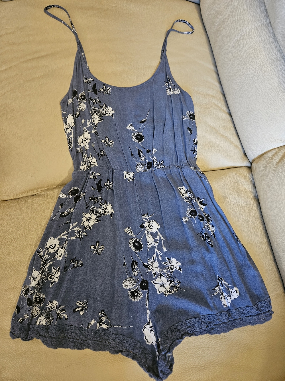 Kendall + Kylie Blue Floral Lace-Trim Romper